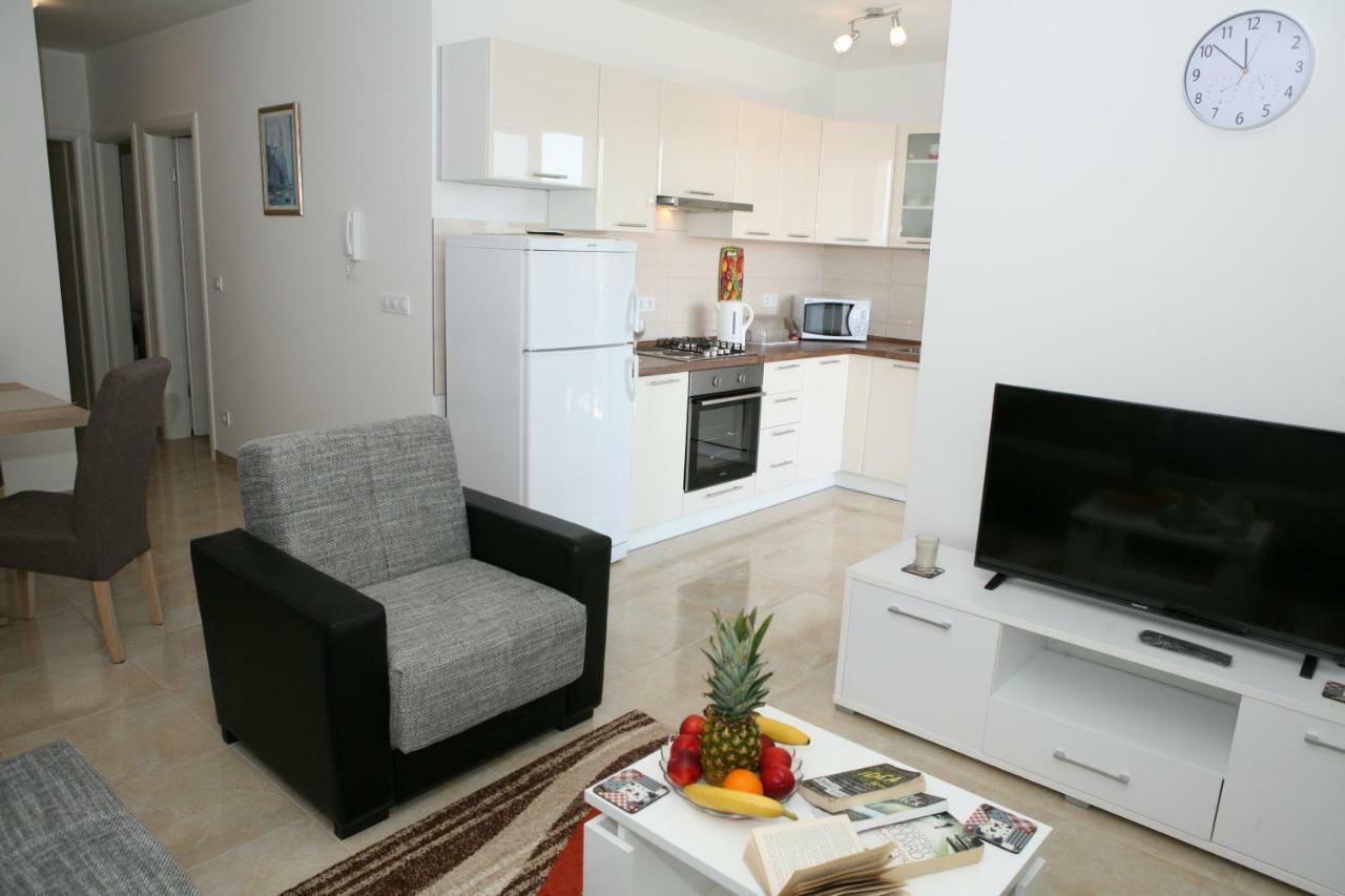 Apartment Jessica Trogir Bagian luar foto